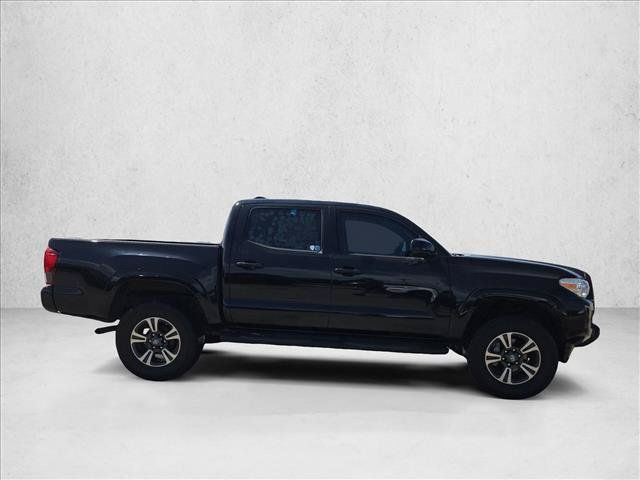 Used 2020 Toyota Tacoma SR w/ SR Convenience Package RWD image 4
