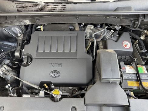 Used 2015 Toyota Highlander Limited image 35