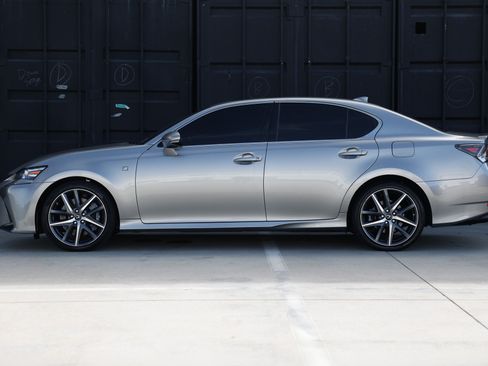 Used 2018 Lexus GS 350 F Sport RWD image 4
