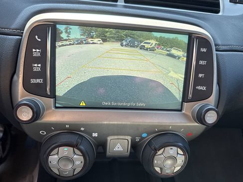 Used 2015 Chevrolet Camaro LT RWD image 25