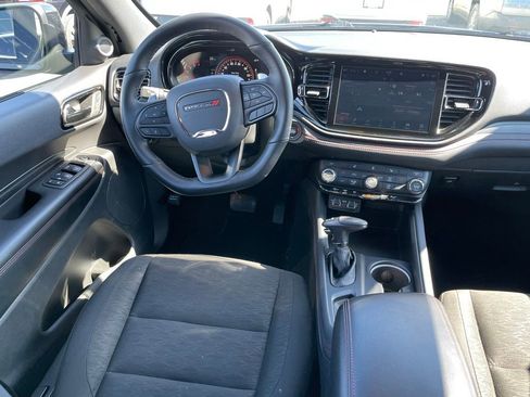 Used 2025 Dodge Durango GT AWD/4WD image 12