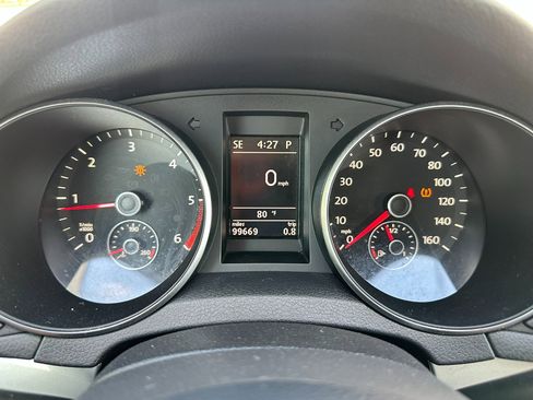 Used 2011 Volkswagen Golf TDI image 30