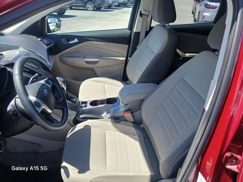 Used 2015 Ford Escape SE AWD/4WD image 9