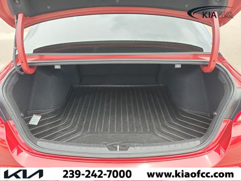 Certified 2022 Kia K5 GT FWD image 11