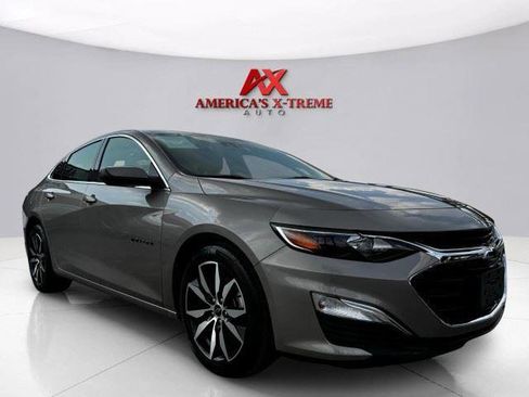 Used 2024 Chevrolet Malibu RS w/ LPO, Floor Liner Package FWD image 7