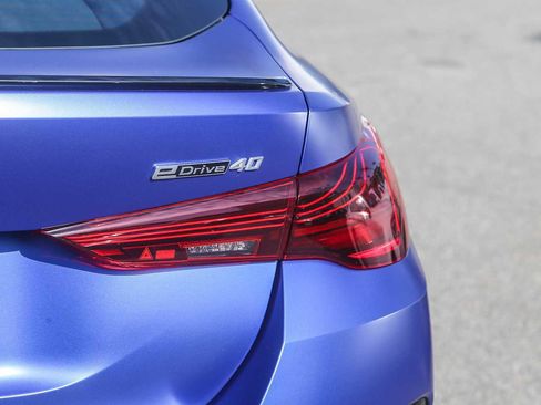 Used 2025 BMW i4 eDrive40 w/ M Sport Package image 7