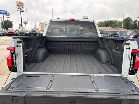 Used 2023 Ford F150 Lightning Platinum AWD/4WD image 5