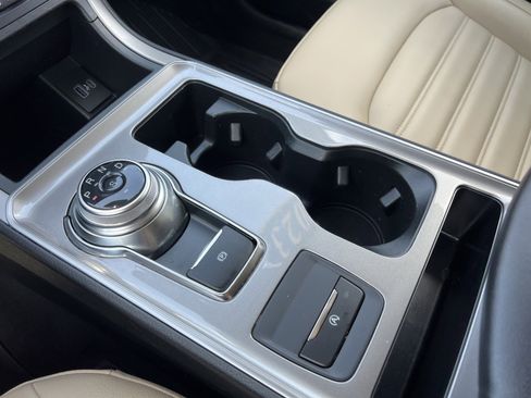 Used 2023 Ford Edge SEL w/ Convenience Package image 26