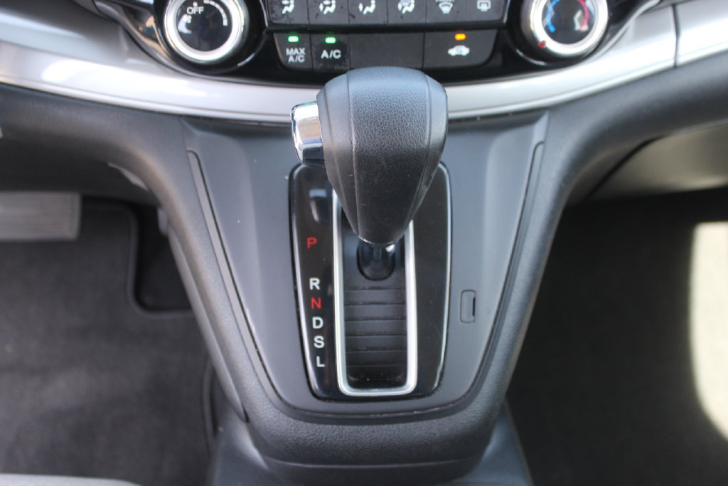 Used 2015 Honda CR-V LX image 18