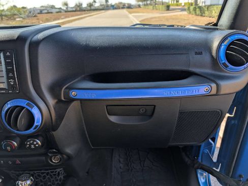 Used 2016 Jeep Wrangler Unlimited Sport w/ Quick Order Package 24S image 26