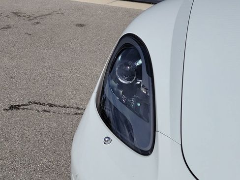 Certified 2019 Porsche 718 Cayman S RWD image 15