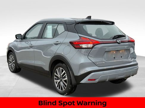 Certified 2023 Nissan Kicks SV image 10