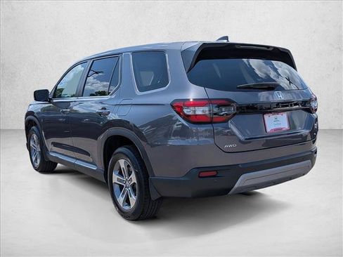 Certified 2025 Honda Pilot EX-L image 8