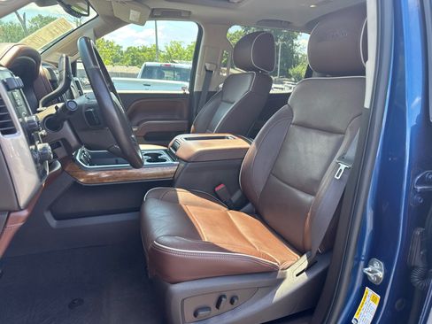 Used 2015 Chevrolet Silverado 2500 High Country w/ High Country Premium Package AWD/4WD image 11