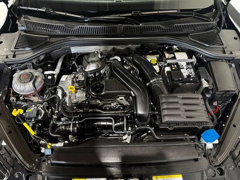 Used 2025 Volkswagen Jetta Sport FWD image 12