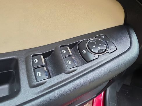 Used 2020 Ford Edge SEL w/ Convenience Package AWD/4WD image 13