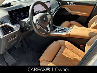 Certified 2025 BMW X7 xDrive40i w/ Premium Package AWD/4WD video 2
