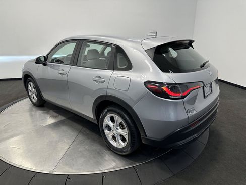 Certified 2023 Honda HR-V LX image 5