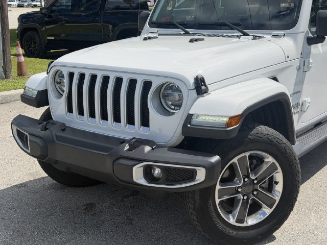 Used 2019 Jeep Wrangler Unlimited Sahara AWD/4WD image 6