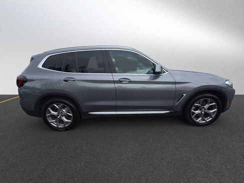 Used 2024 BMW X3 xDrive30i AWD/4WD image 2
