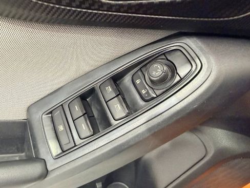 Used 2019 Subaru Crosstrek 2.0i Premium w/ Eyesight System image 20