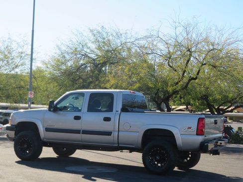 Used 2004 Chevrolet Silverado 2500 LS w/ Skid Plate Package image 5