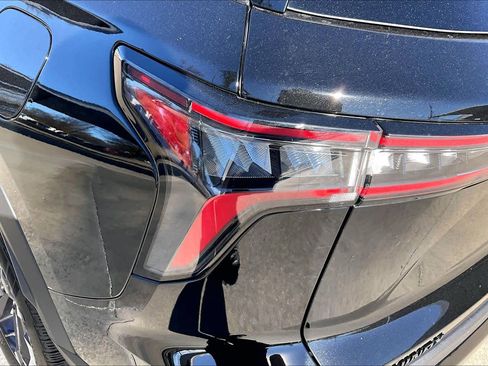 Used 2025 Chevrolet Equinox RS w/ Safety and Technology Package image 27