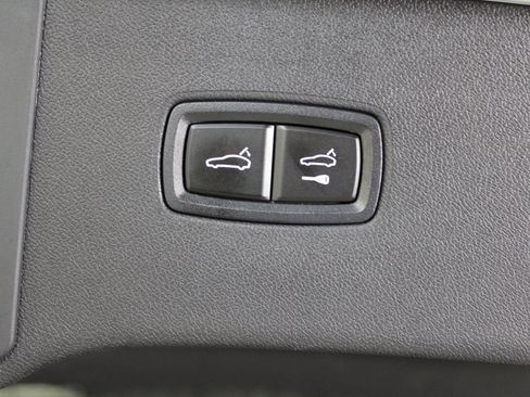 Certified 2024 Porsche Cayenne S image 18