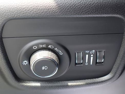 New 2026 Jeep Grand Cherokee L Limited AWD/4WD image 23