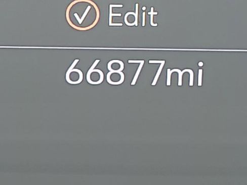 Used 2022 Chevrolet Silverado 2500 High Country w/ Z71 Off-Road Package image 12