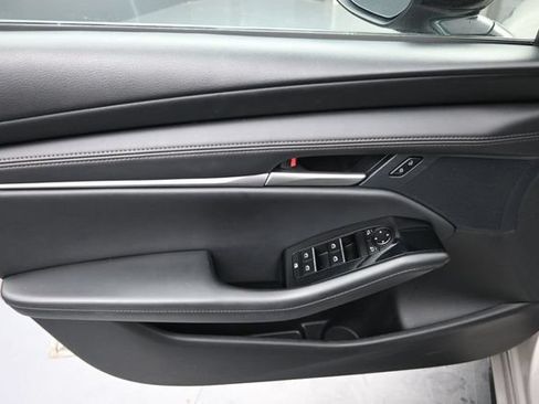 Used 2024 MAZDA MAZDA3 s FWD image 14