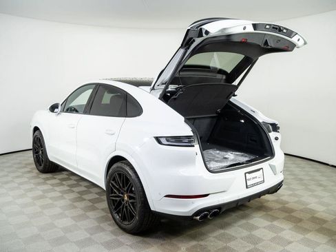 New 2026 Porsche Cayenne Coupe AWD/4WD image 33