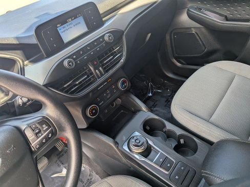 Used 2020 Ford Escape S AWD/4WD image 18