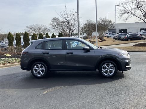 Certified 2024 Honda HR-V LX image 11