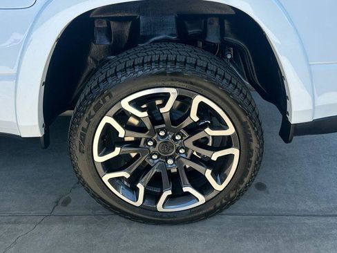 New 2026 RAM 1500 Limited image 25