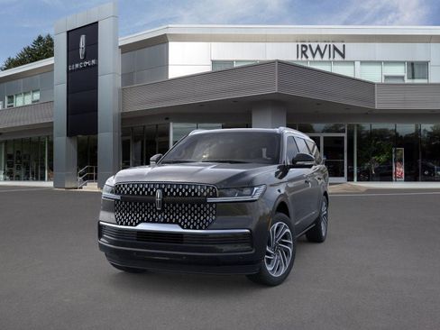 New 2025 Lincoln Navigator Reserve image 2