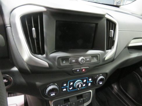 Used 2024 GMC Terrain SLE w/ Driver Convenience Package AWD/4WD image 15