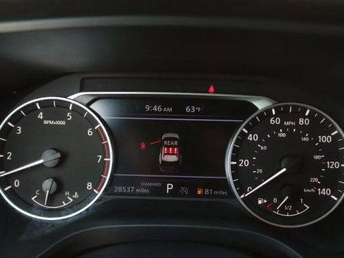 Used 2024 Nissan Rogue S image 15