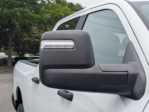 Used 2024 RAM 2500 Big Horn AWD/4WD image 13