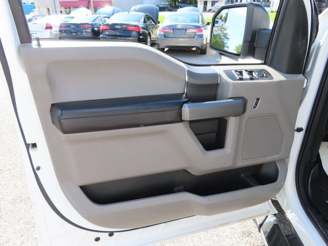 Used 2018 Ford F150 XLT w/ Equipment Group 302A Luxury AWD/4WD image 14
