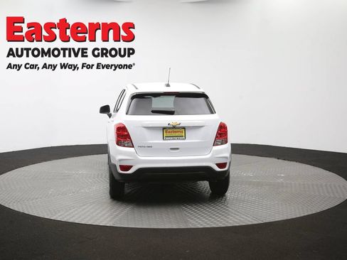 Used 2020 Chevrolet Trax LS w/ Tint and Cruise Package AWD/4WD image 36