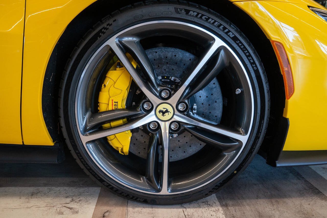 Used 2026 Ferrari 296 GTS RWD image 10