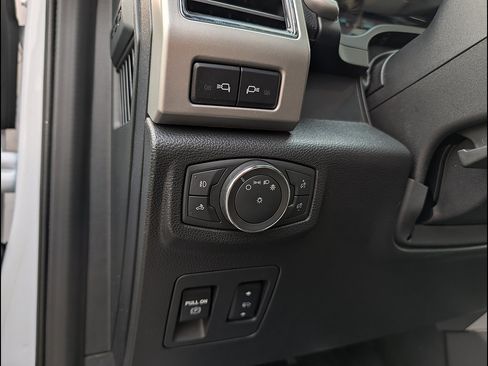 Used 2020 Ford F150 Lariat AWD/4WD image 30