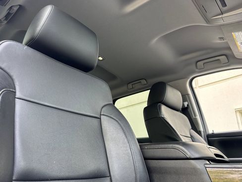 Used 2014 GMC Sierra 1500 SLT w/ SLT Crew Cab Value Package RWD image 26