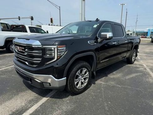 Used 2022 GMC Sierra 1500 SLT w/ Max Trailering Package AWD/4WD image 4
