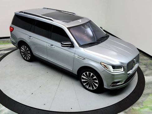 Used 2020 Lincoln Navigator Reserve image 35