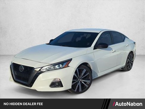 Used 2020 Nissan Altima 2.5 SR FWD image 1