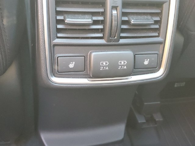 Certified 2022 Subaru Forester Touring AWD/4WD image 12