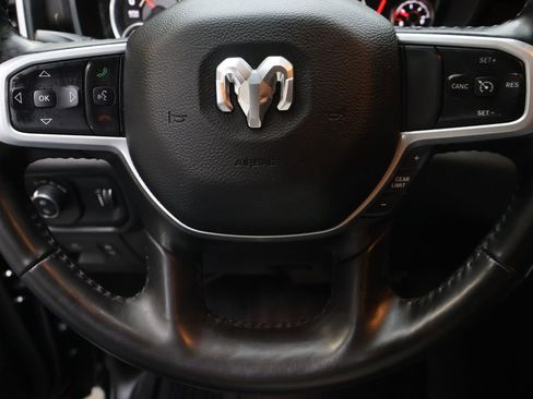 Used 2022 RAM 1500 Big Horn AWD/4WD image 22