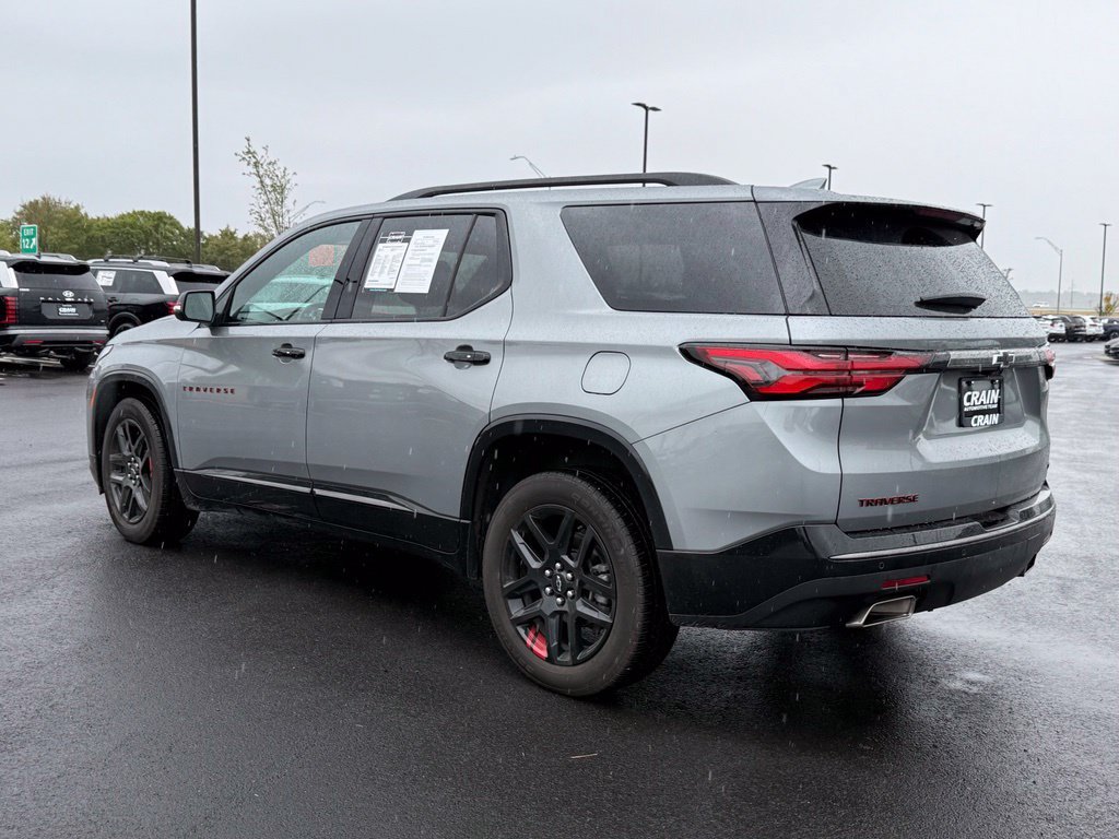 Used 2023 Chevrolet Traverse Premier w/ Redline Edition AWD/4WD image 7